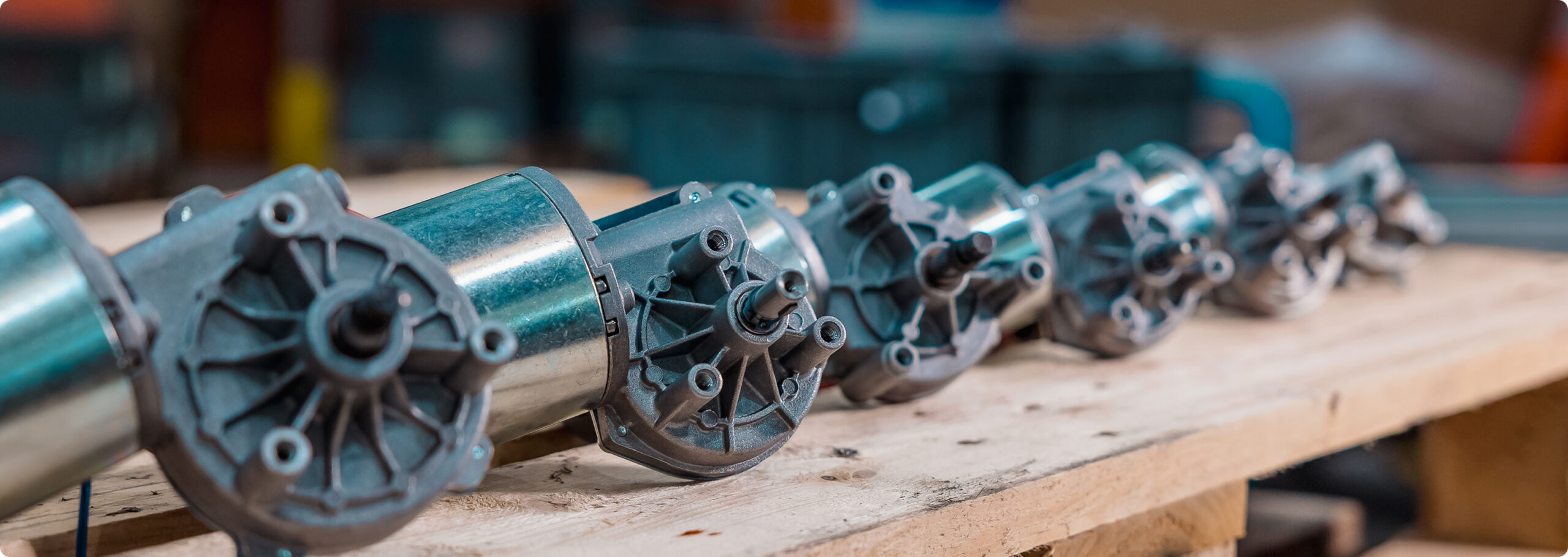 Elvi garantisce motori CC e motoriduttori di qualità, flessibili e affidabili. Scopri le soluzioni su misura per le tue esigenze.